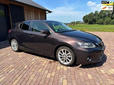 Lexus CT200h