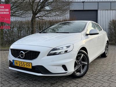 Occasion Volvo V40 Inscription 150 PK (110 kW) 2017 Wit Hatchback