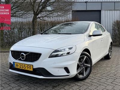 Occasion Volvo V40 Inscription 150 PK (110 kW) 2017 Wit Hatchback