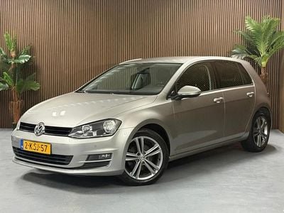 Grijs Gebruikt 2013 VW Golf VII Highline Hatchback | € 6.999 (Goede deal)