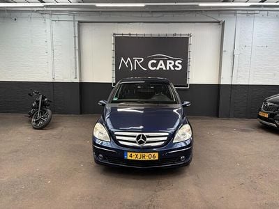 Mercedes B200