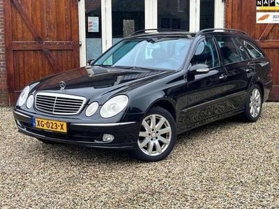 Zwart Gebruikt 2004 Mercedes E320 Classic Stationwagen | € 5.950