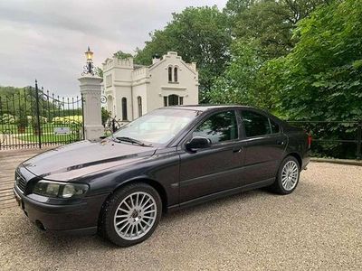 Grijs Occasion 2002 Volvo S60 Sedan | € 2.350
