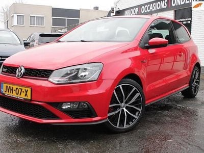 Rood Occasion 2017 VW Polo GTI Hatchback | € 13.950 (Goede deal)