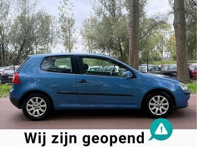 Blauw Gebruikt 2004 VW Golf IV Trendline Hatchback | € 1.099 (Goede deal)