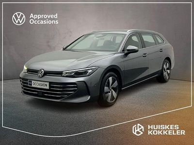 Grijs Occasion 2024 VW Passat Business Stationwagen | € 32.900 (Eerlijke prijs)