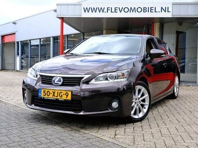 Lexus CT200h