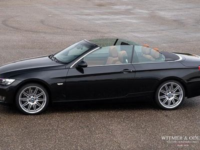 Zwart (metallic) Gebruikt 2008 BMW 335 Cabriolet Executive Cabriolet | € 24.950 (Duur)