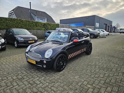 Zwart Gebruikt 2007 Mini ONE Hatchback | € 3.999 (Iets duurder)