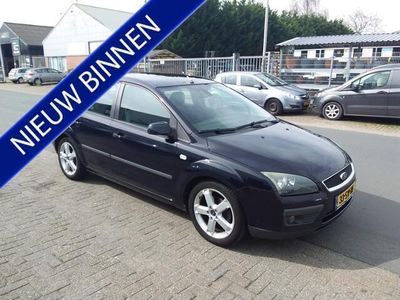 tweedehands Ford Focus Wagon 1.6-16V Futura