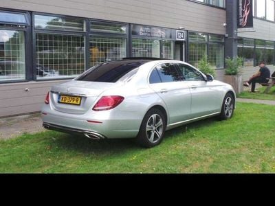 Mercedes E220