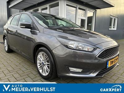 Grijs (metallic) Gebruikt 2017 Ford Focus Stationwagen | € 7.999 (Goede deal)