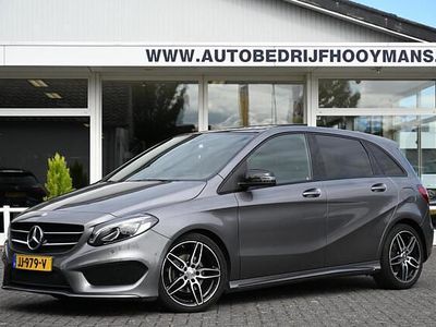 Grijs Gebruikt 2016 Mercedes B180 AMG MPV | € 16.450 (Eerlijke prijs)