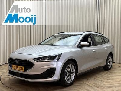 Grijs Gebruikt 2023 Ford Focus Stationwagen | € 14.950 (Goede deal)