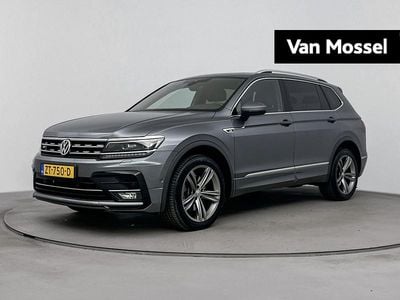 Grijs Occasion 2019 VW Tiguan Allspace Highline SUV | € 29.900 (Goede deal)