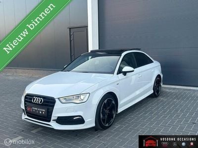 Wit Gebruikt 2014 Audi A3 S-Line Sedan | € 17.999 (Duur)