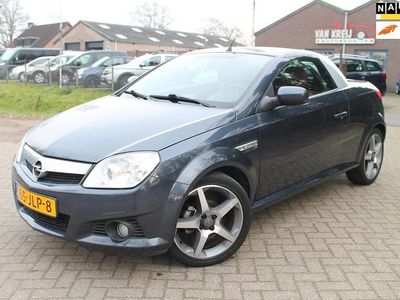 Grijs (metallic) Gebruikt 2009 Opel Tigra Cabriolet | € 4.450 (Duur)
