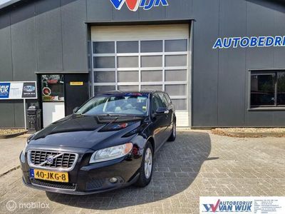 tweedehands Volvo V70 2.4D D5 Kinetic Automaat Navi