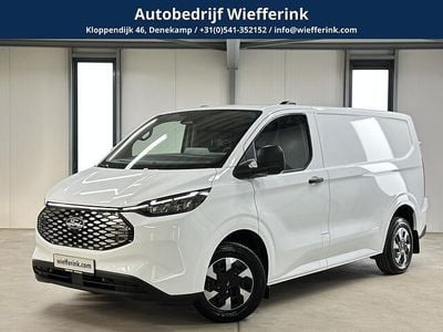 Wit Nieuw 2025 Ford E-Transit Trend Van | € 34.450