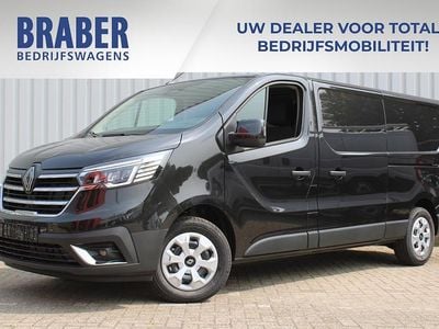 Zwart Gebruikt 2024 Renault Trafic MPV | € 30.442 (Goede deal)
