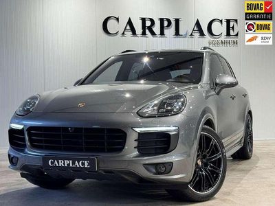 Grijs Occasion 2015 Porsche Cayenne SUV | € 26.950