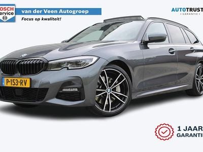 Grijs Gebruikt 2022 BMW 330 M Sport Stationwagen | € 33.950 (Eerlijke prijs)