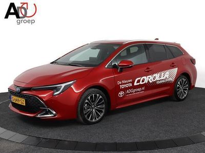 tweedehands Toyota Corolla Touring Sports 1.8 Hybrid First Edition | Navigatie | Parkeer sensoren voor + achter | Stoelverwarming |