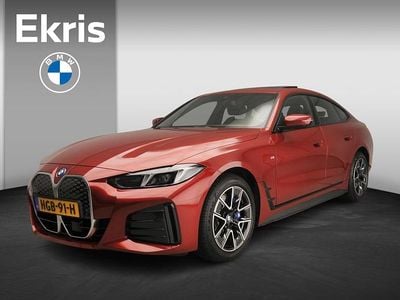 Rood Gebruikt 2025 BMW i4 Shadowline Sedan | € 47.900 (Eerlijke prijs)