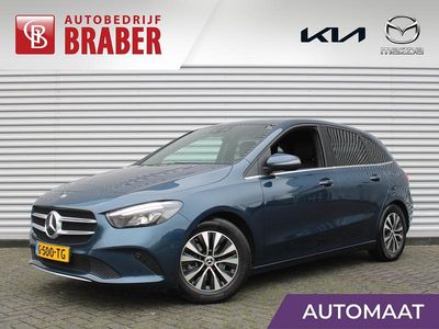 Blauw Gebruikt 2019 Mercedes B180 Business MPV | € 24.495 (Eerlijke prijs)