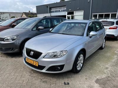 Occasion Seat Exeo Style 102 PK (75 kW) 2010 Grijs Stationwagen