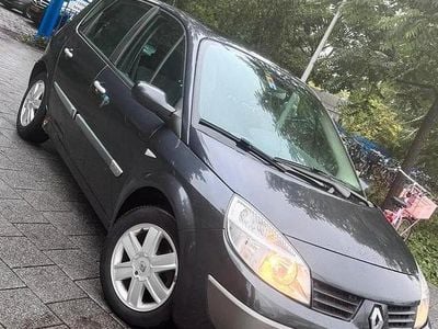 Gebruikt 2006 Renault Scénic II MPV | € 1.500 (Goede deal)