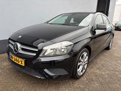 Zwart Gebruikt 2014 Mercedes A180 Hatchback | € 9.950 (Eerlijke prijs)