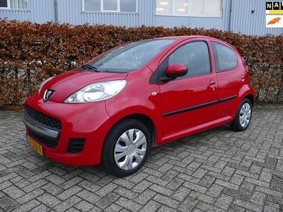 Occasion Peugeot 107 68 PK (50 kW) 2011 Rood Hatchback