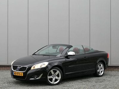 Zwart (metallic) Gebruikt 2010 Volvo C70 Summum Cabriolet | € 17.999 (Duur)