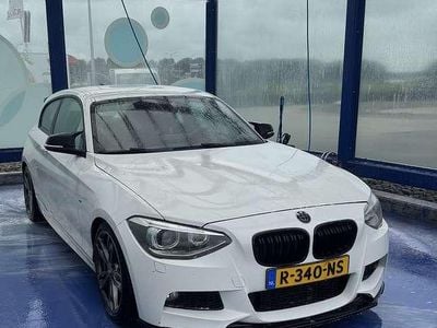 Wit Gebruikt 2015 BMW 114 M Sport Hatchback | € 11.750