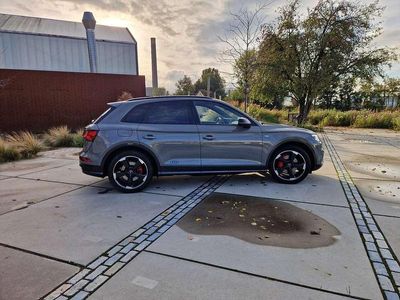 Grijs Gebruikt 2018 Audi Q5 Black Edition SUV | € 28.500 (Iets duurder)