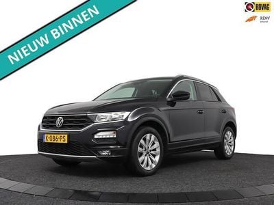 Zwart Occasion 2021 VW T-Roc Business SUV | € 19.899 (Eerlijke prijs)