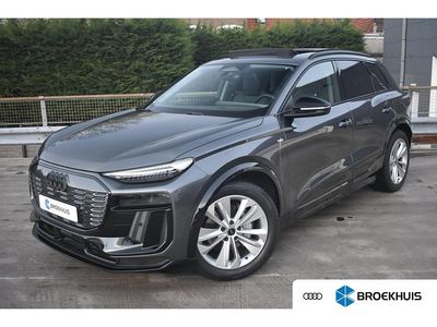 Grijs Occasion 2025 Audi Q6 e-tron Performance SUV | € 73.495