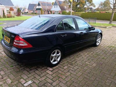 Mercedes C200