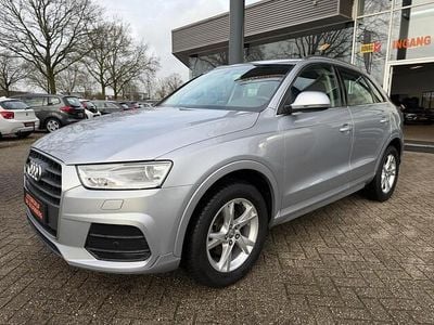 Grijs Gebruikt 2016 Audi Q3 Sport SUV | € 19.940 (Goede deal)