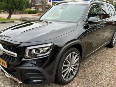 Mercedes GLB250