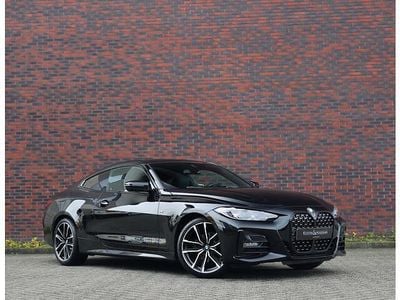 Zwart (metallic) Gebruikt 2024 BMW 420 M Sport Coupé | € 48.950 (Goede deal)