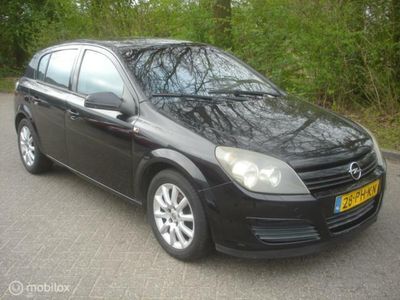Occasion Opel Astra Elegance 125 PK (91 kW) 2004 Zwart, metallic lak Hatchback