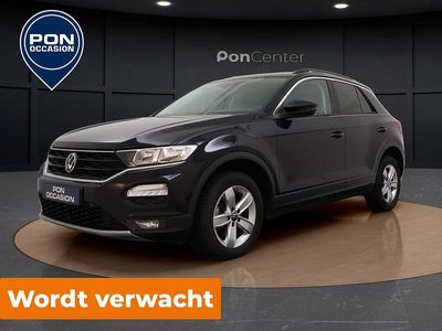Zwart Gebruikt 2022 VW T-Roc Style SUV | € 21.950 (Eerlijke prijs)