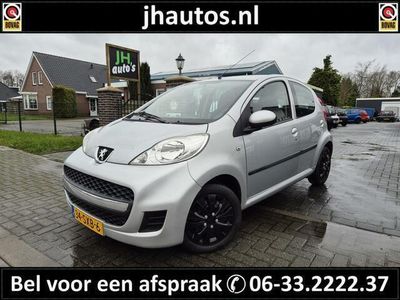 Grijs Gebruikt 2012 Peugeot 107 Hatchback | € 3.950 (Eerlijke prijs)