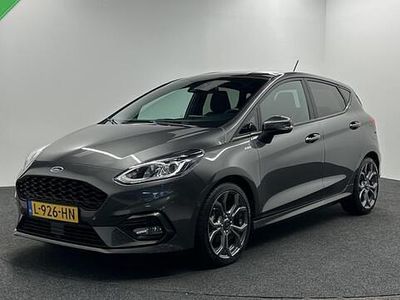 Grijs Occasion 2021 Ford Fiesta ST-Line Hatchback | € 13.000 (Eerlijke prijs)