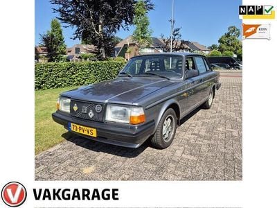 Grijs Gebruikt 1987 Volvo 240 Sedan | € 13.500