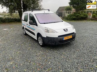 tweedehands Peugeot Partner 120 1.6 HDI L1 APK|NAP|AIRCO|3 zits|1e eig.