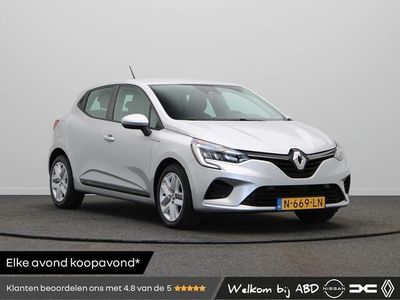 tweedehands Renault Clio V TCe 90pk Zen | Parkeersensoren achter | Navigatie | Apple Carplay / Android Auto | Cruise control |