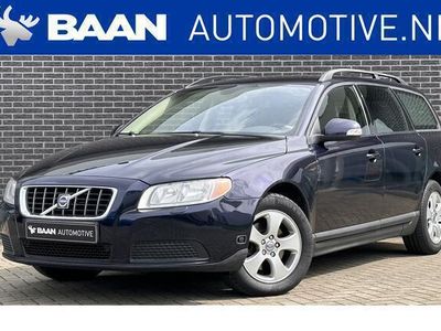 tweedehands Volvo V70 2.0F Kinetic | Leder | Stoelverwarming | Automaat